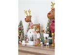 Små og store Rudolfer på hylde ved juletræer fra Medusa - Tinashjem